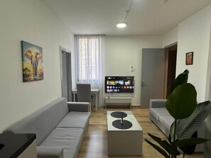 Room - Clemenceau Suites (Beirut)