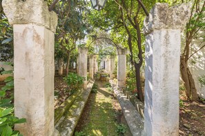 Property grounds - 3906 Corte Degli Aranci by Barbarhouse (Fasano)