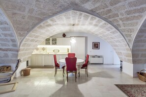 Apartment | Interior - 3906 Corte Degli Aranci by Barbarhouse (Fasano)