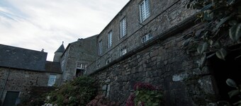 Chateau de Claids-Room Blanche