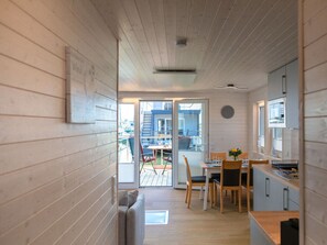 Mobile Home | Private kitchen | Electric kettle, toaster