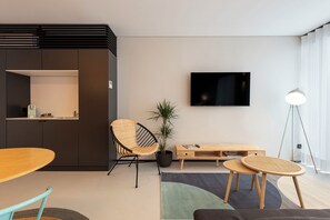 Superior Room with Balcony | 獨特設計、獨特裝修、免費 Wi-Fi、床單