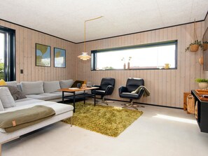 House | Living area - 8 Person Holiday Home in Hejls (Hejls)