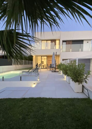 Sierra Cortina Comfortable Holiday Residence