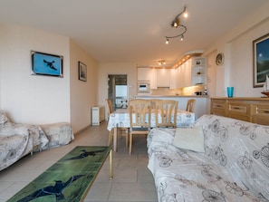 Apartment | Private kitchen - Apartment in Zeedijk With Sea View (Koksijde)