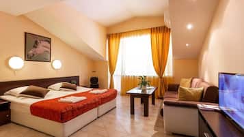 Chambre Double Deluxe, vue montagne | Wi-Fi gratuit, draps fournis