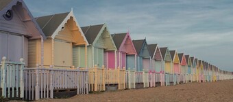 Seaview Caravan 2 Bedroom Sleeps 6 -wifi -smart Tv