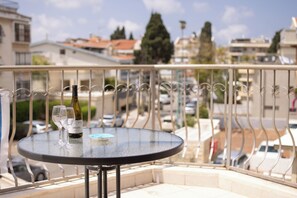 Apartment, Balcony, Courtyard View | Balcony - Homey Kiryat Haim Apt by Sea N Rent (Haifa)