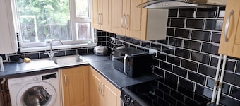 4 bedroom comfortable house great for families