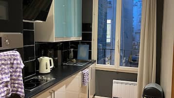 Microonde, forno, piano cottura