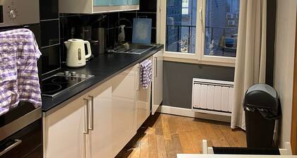 Studio 27m² Avenue Mac Mahon Proche arc de Triomphe et Champs Elysées