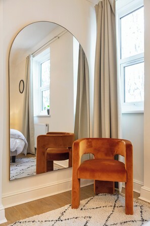 2 chambres, fer et planche Ă repasser, Wi-Fi gratuit, draps fournis