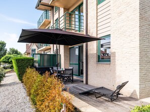 Apartment | Exterior - Artemis Gvo2 Apartment in Koksijde Near the Beach (Koksijde)
