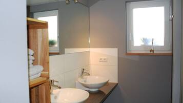 Apartment | Badezimmer