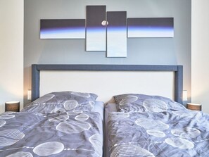 1 bedroom, iron/ironing board - Juchmann Modern Retreat (Timmendorfer Strand)