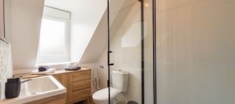 Central and charming studio, Guingamp center