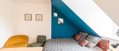 Internet, bed sheets