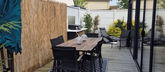 Villa Avec Piscine Privée et Chauffée Proche Cabourg et Plages du Débarquement