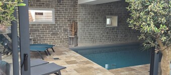 Villa Avec Piscine Privée et Chauffée Proche Cabourg et Plages du Débarquement