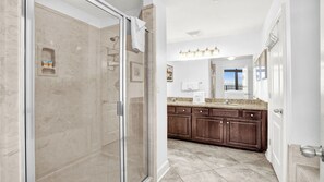 Shower, jetted tub, hair dryer, towels