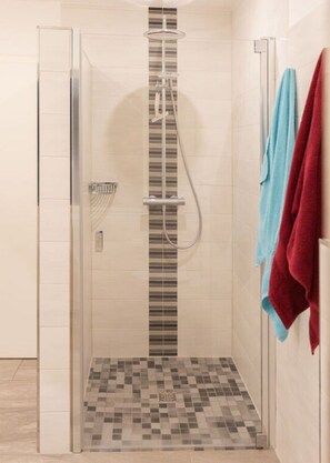 Apartment | Badezimmer