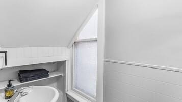 Hårtørrer, Sæbe, Shampoo, Toiletpapir