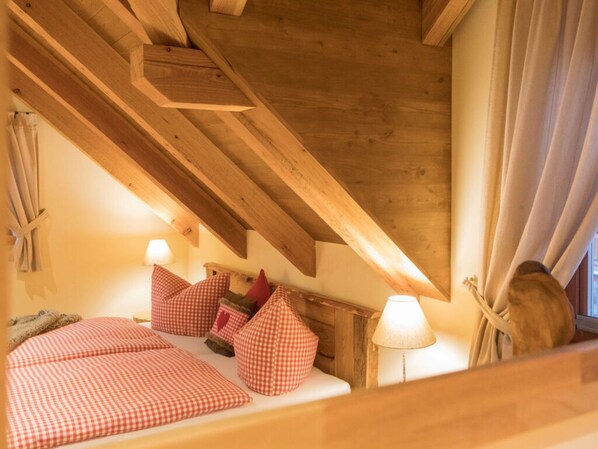Apartment | 3 Schlafzimmer, individuell eingerichtet