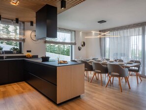 House | Private kitchen - Villa in Labin With Private Pool (Labin)