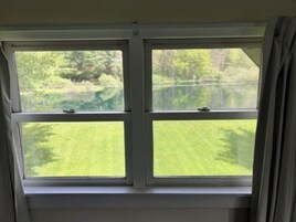 Quarto panorâmico, várias camas, vista para a montanha | Cortinas blackout, ferros/tábuas de passar roupa, Wi-Fi de cortesia