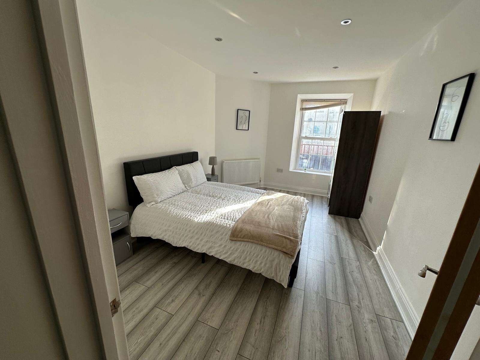 1 camera, Wi-Fi gratuito, lenzuola