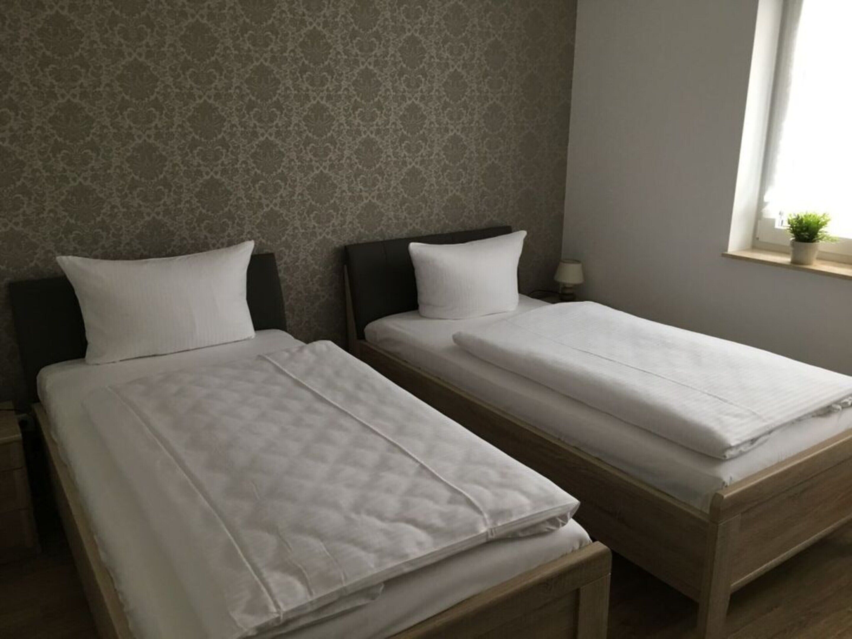 1 bedroom, iron/ironing board