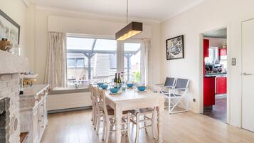 Villa | Private kitchen | Microwave, electric kettle, toaster