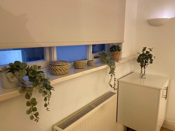 Apartment | Interior - Cozzy 1-bed Apartment in Liverpool St & Shoreditch (London)