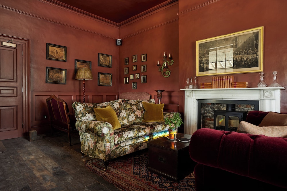 THE PIG-in the South Downs by null