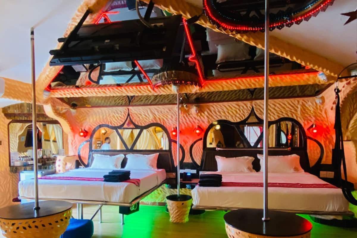 Svit Premium | Memory foam-madrasser, värdeförvaringsskåp på rummet och unika möbler