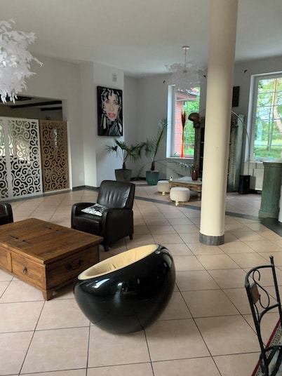 500 sqm villa on 8,000 sqm of land, 2000 m from the beach