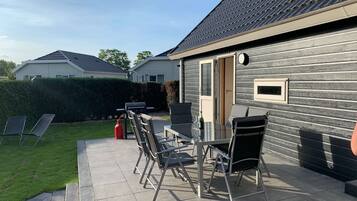 House | Outdoor dining