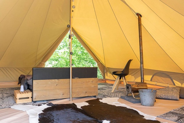 Tent | Living room