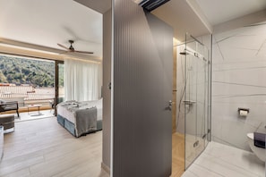 Standard Double Room, Sea View | Bathroom
