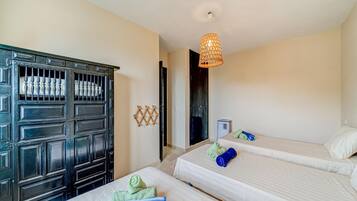 Villa | 4 habitaciones, muebles diferentes y tabla de planchar con plancha