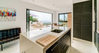 Belvilla by OYO Casa Beniluz