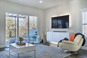 Smart-TV, peis og PC-skjermer