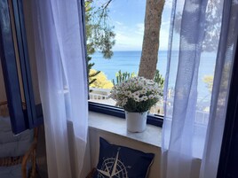 尊荣别墅, 2 间卧室, 海景, 临海 | 2 多间卧室、遮光窗帘、熨斗/熨衣板