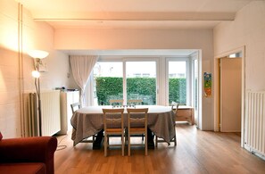 Villa | Dining
