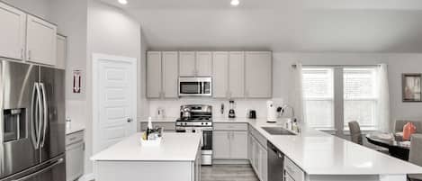 Fridge, dishwasher, toaster, blender