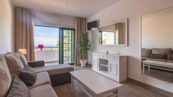 Apartment | Living room