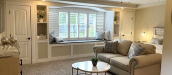 NEW LISTING!
Beautiful Luxury Studio
4 miles to Cape May Beach.  
Sleeps 2