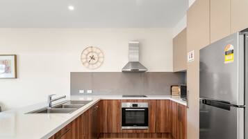 Fridge, microwave, toaster, cookware/dishes/utensils