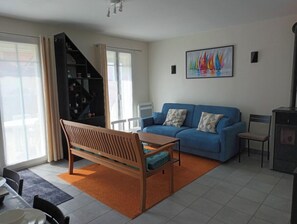 TV - Maison Entière Située Dans un Hameau Clôturé, Avec Place de Parking Privative ! (Berck)