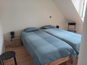 3 habitaciones, tabla de planchar con plancha y wifi gratis 